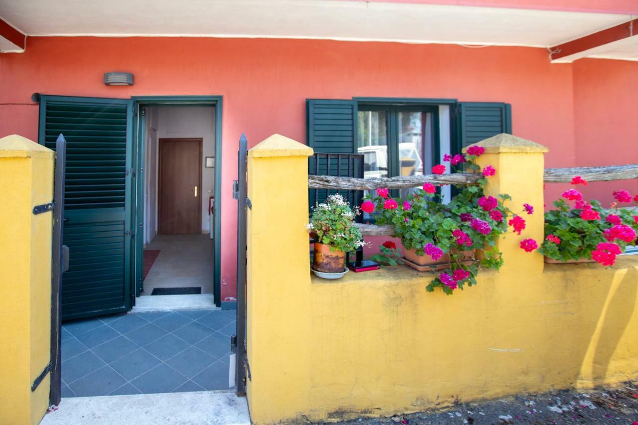 Apartamento Red Flat Bari Sardo Exterior foto