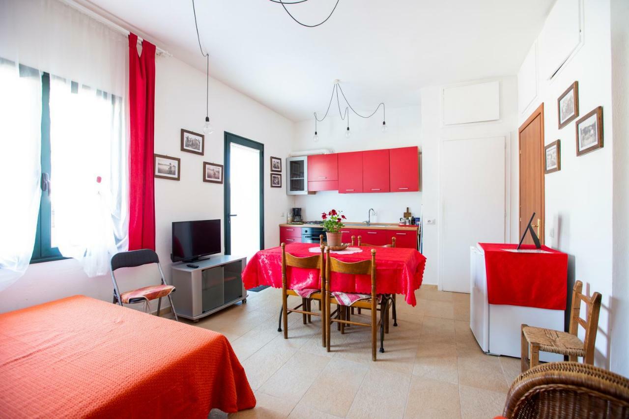 Apartamento Red Flat Bari Sardo Exterior foto